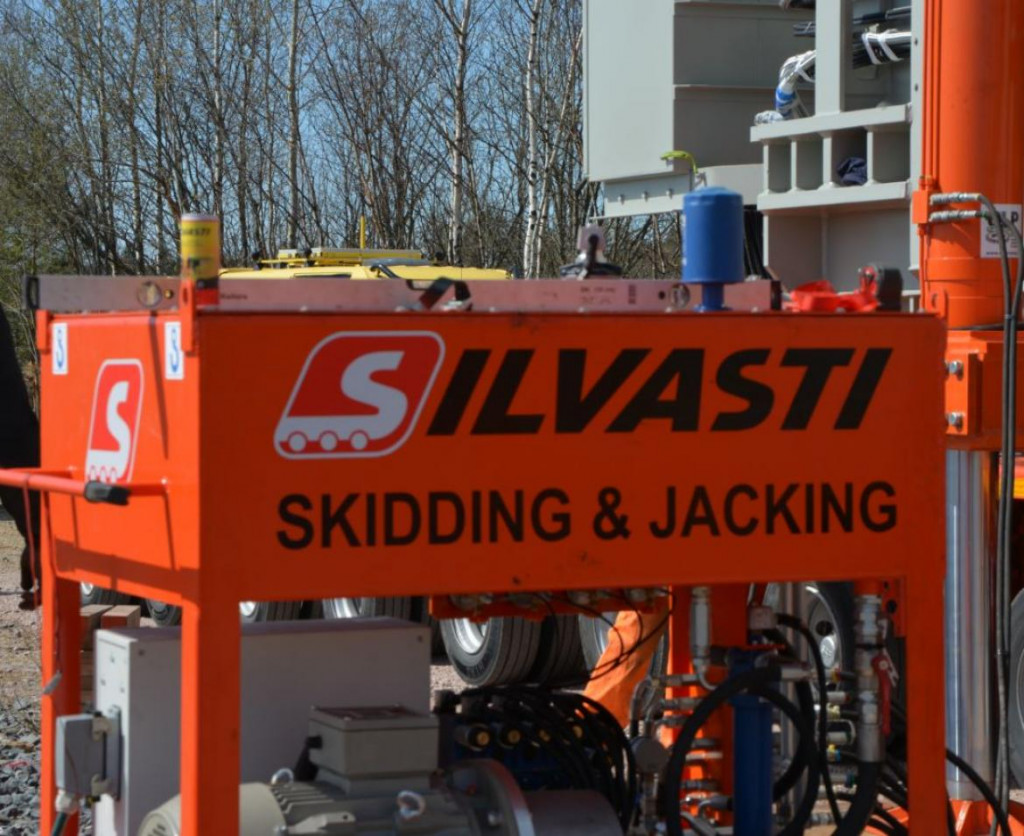 Jacking and skidding - Silvasti
